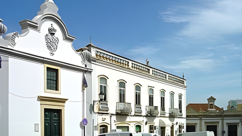 Lagoa no Algarve: Praias, Lugares Encantadores e Eventos Imperdíveis