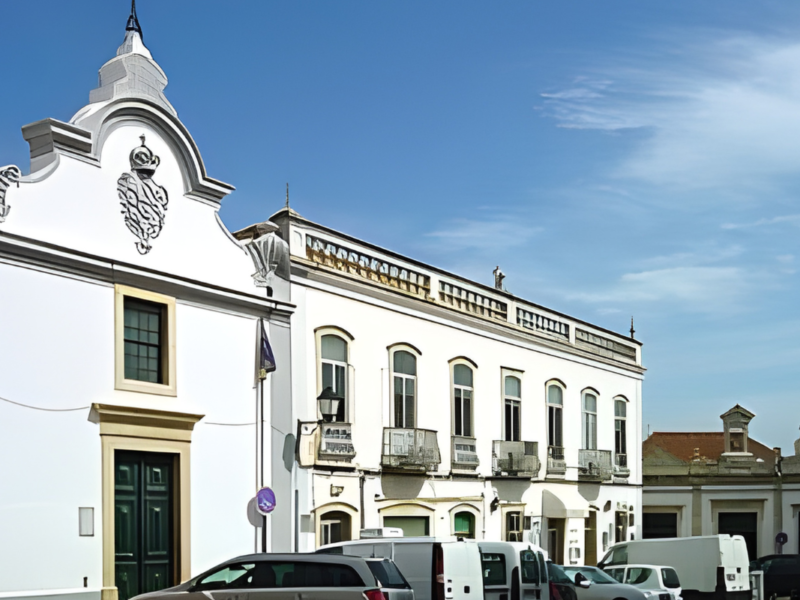 Lagoa no Algarve: Praias, Lugares Encantadores e Eventos Imperdíveis